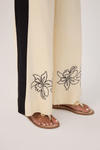 Calça Cropped Linho Bordado Floral
