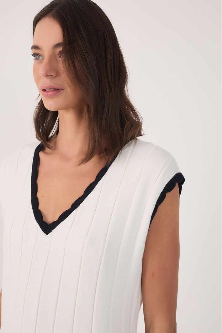 Colete Tricot Premium Detalhe Ondulado