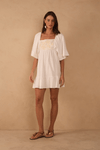 Vestido Curto Linho Pala Bordada