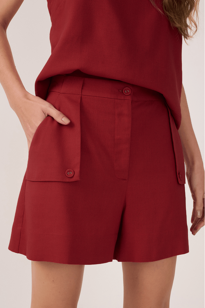 Short Linho Detalhe Bolsos