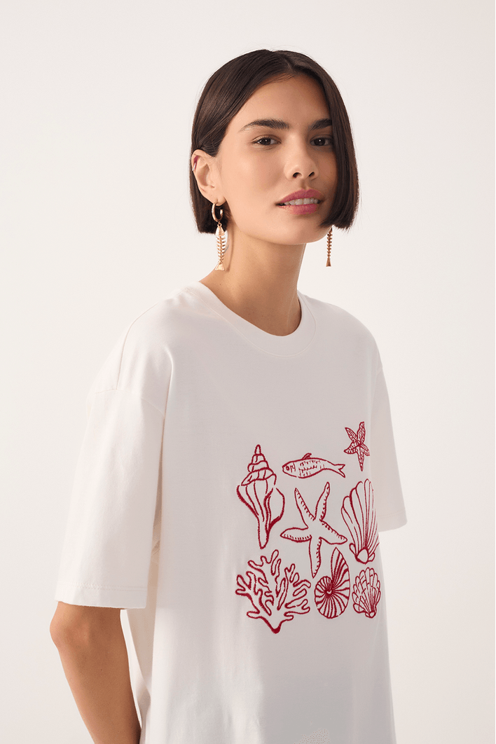 T-shirt Bordado Conchas