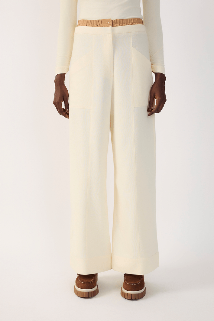 Calça Linho Detalhe Cós