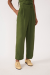 Calça Cenoura Pregas