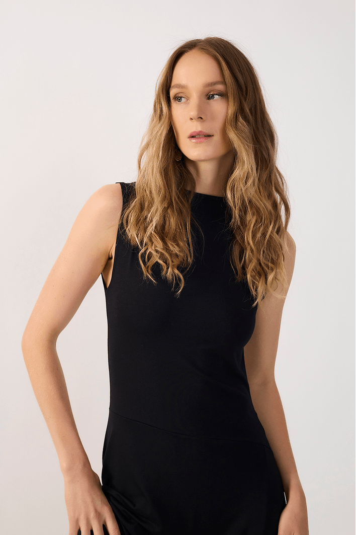 Vestido Recortes Modal