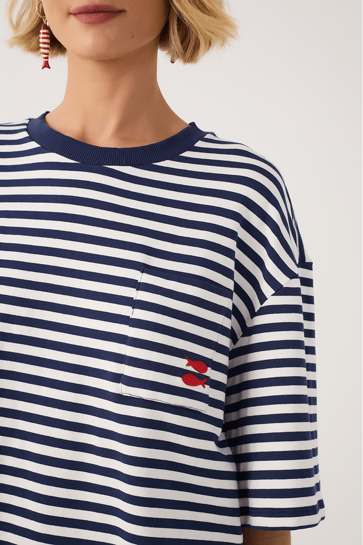 Blusa Moletom Estampa Listra Com Bordado