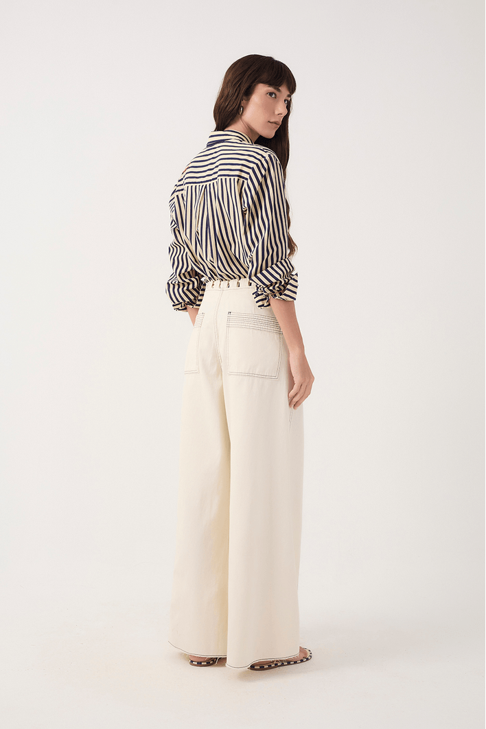 Calça Sarja Pespontos Cordão