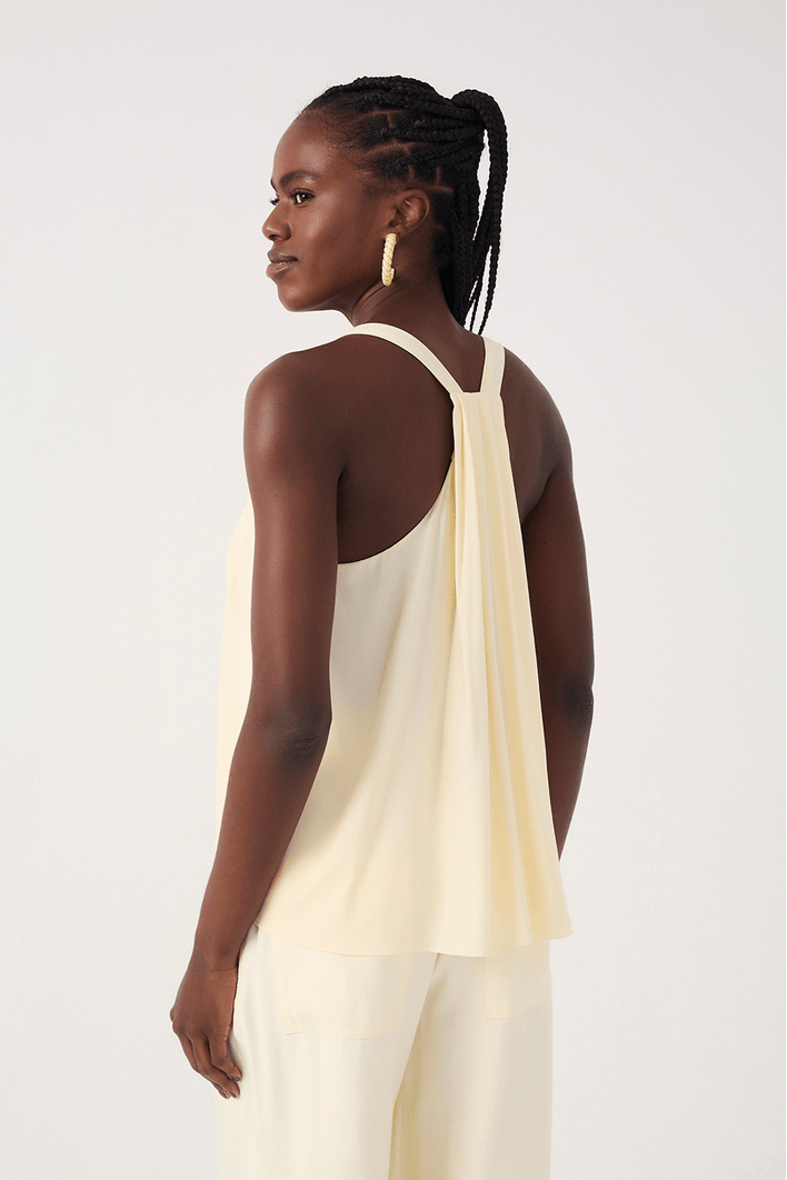 Blusa  Prega Sobreposta Costas