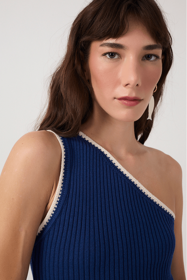 Blusa Tricot Ombro Só