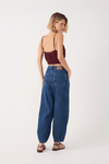 Calça Jeans Pregas