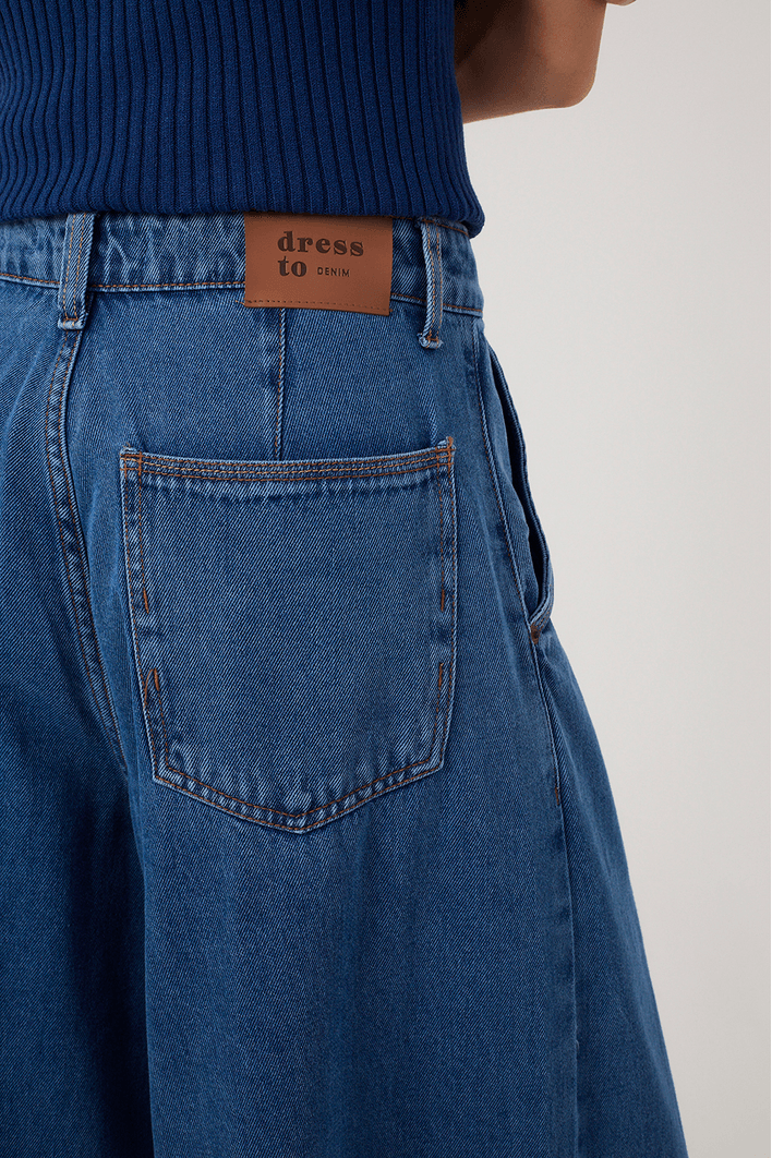 Calça Jeans Pantalona Pregas