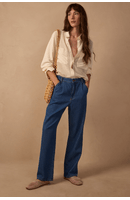 Calça Jeans Detalhe Prega