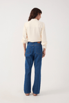 Calça Jeans Detalhe Prega