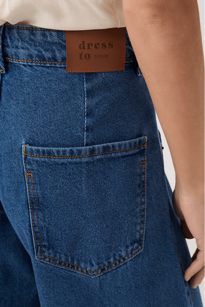 Calça Jeans Recortes Fenda