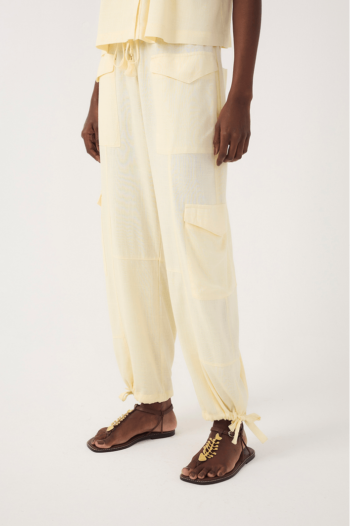 Calça Bolsos