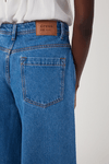Calça Jeans Pantalona Detalhe Zig Zag