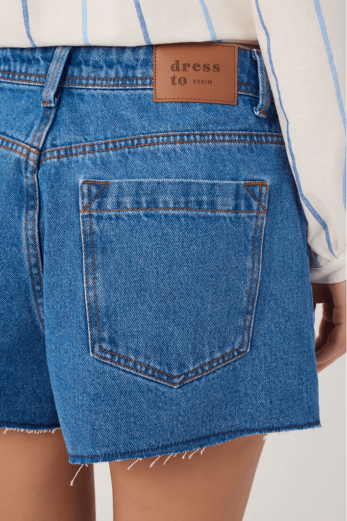 Short Jeans Boyfriend Detalhe Zig Zag