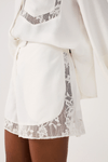 Short Linho Com Renda
