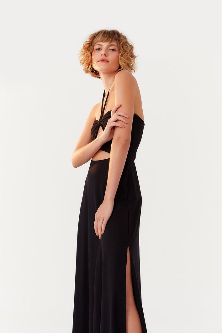 Vestido Midi Recortes Frente