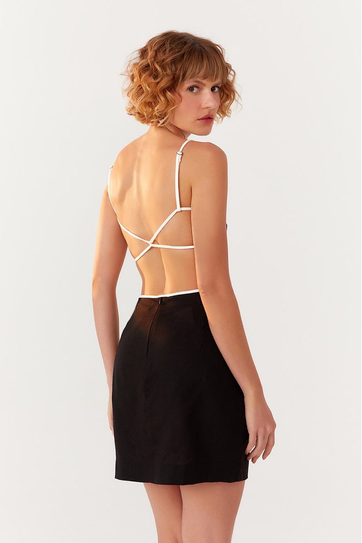 Vestido Curto Linho P& B