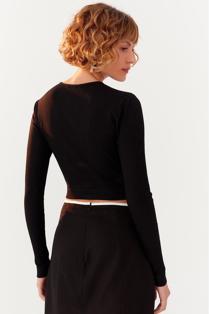 Blusa Canelada Vazado Frente