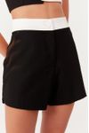 Short Alfaiataria Bordado Linho P&b