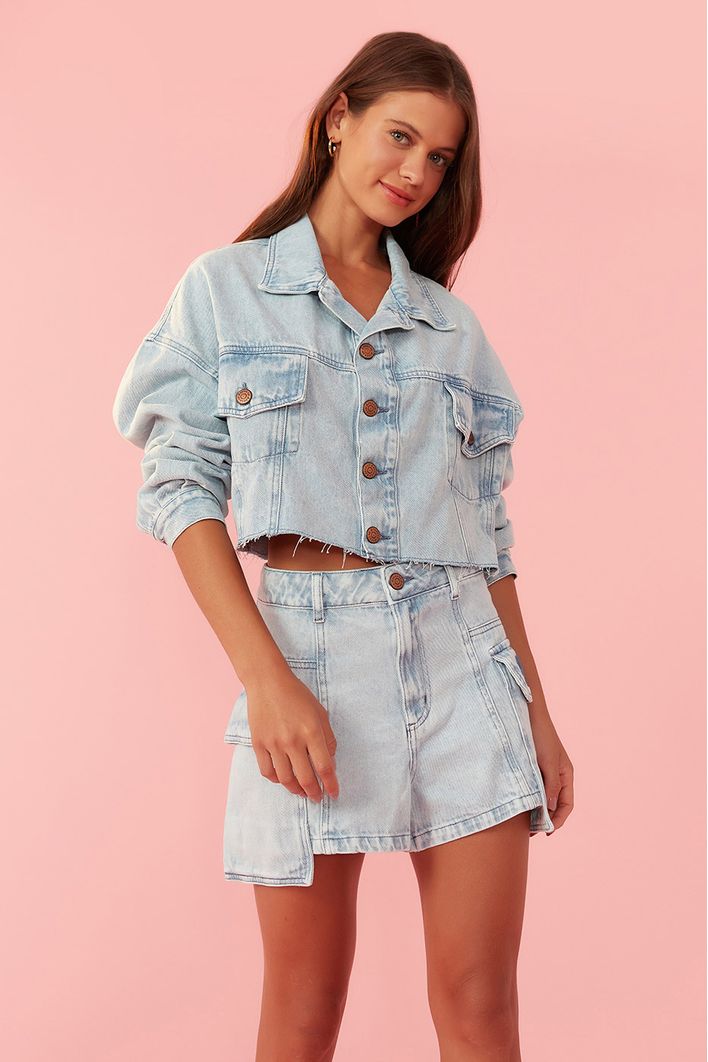 Short Jeans Bolsos Delavê