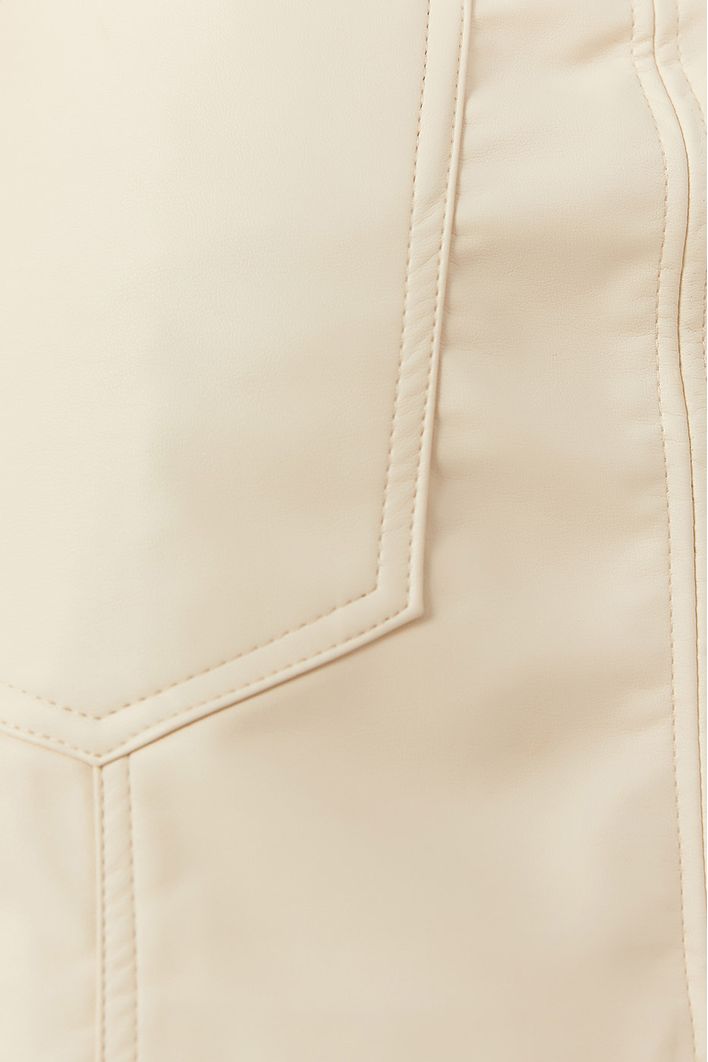 Saia Leather