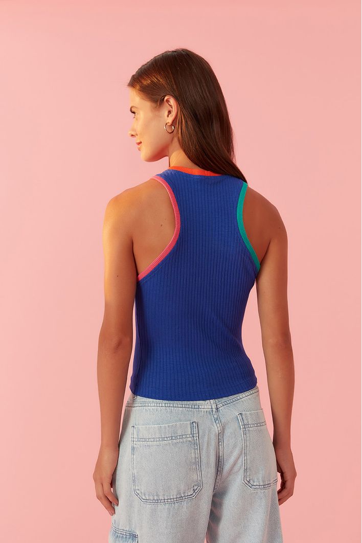 Blusa Regata Canelada Detalhe Retilínea