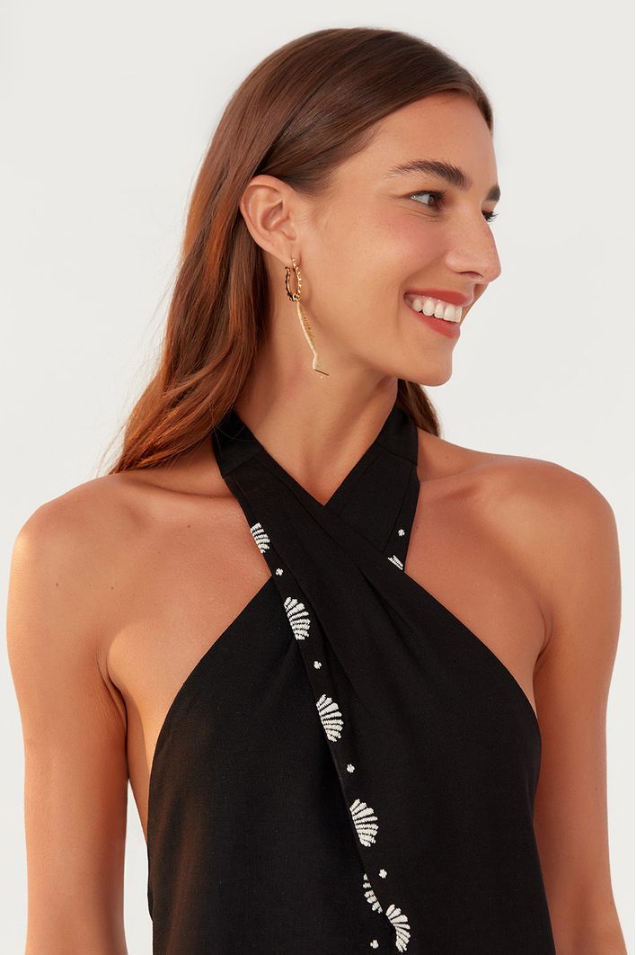 Vestido Curto Linho Bordado