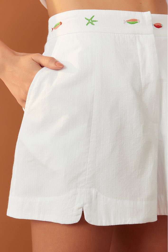 Short Bordado Mar Encantado