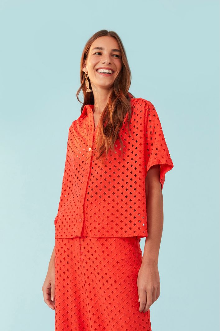 Blusa Laise Manga Curta