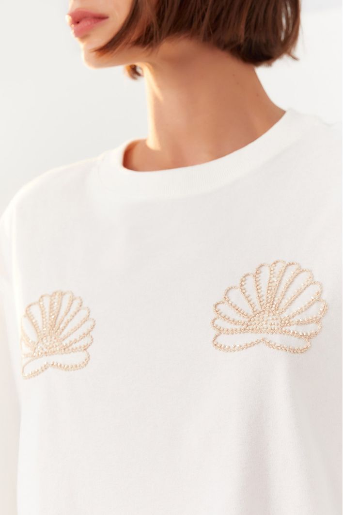 T-shirt Bordado Concha