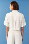 Camisa Curta Pregas Laterais