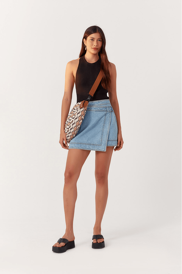 Saia Jeans Detalhe Transpassada