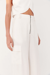 Calça Bolso Lateral