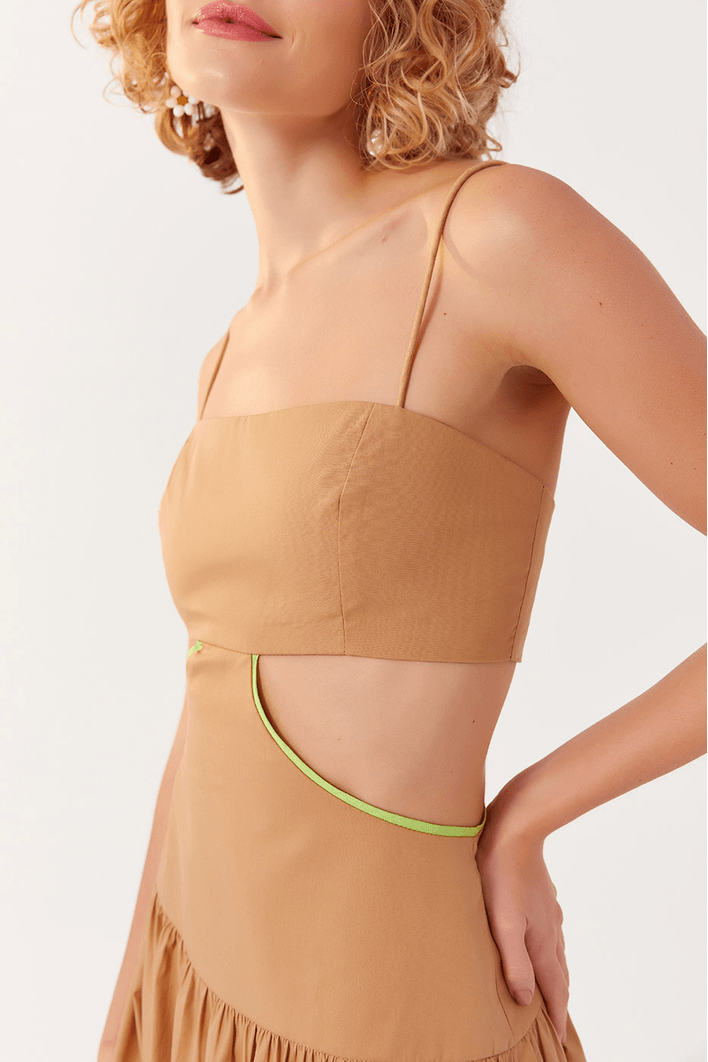 Vestido Midi Recortado