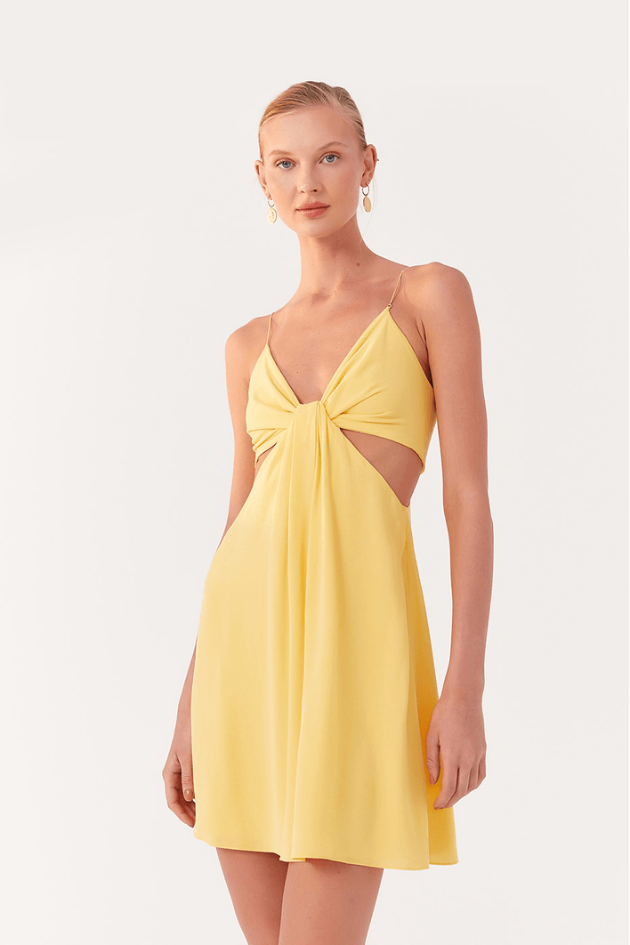 Vestido Curto Crepe Alça Metal