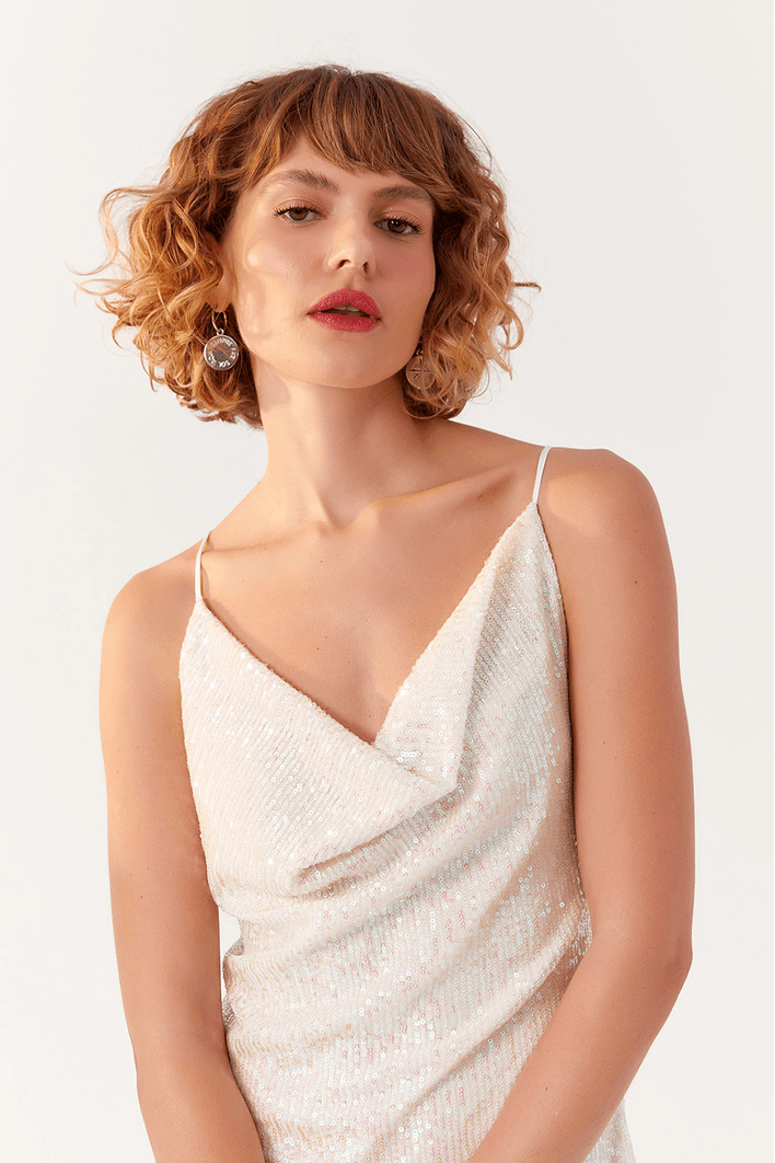 Vestido Curto Paetê