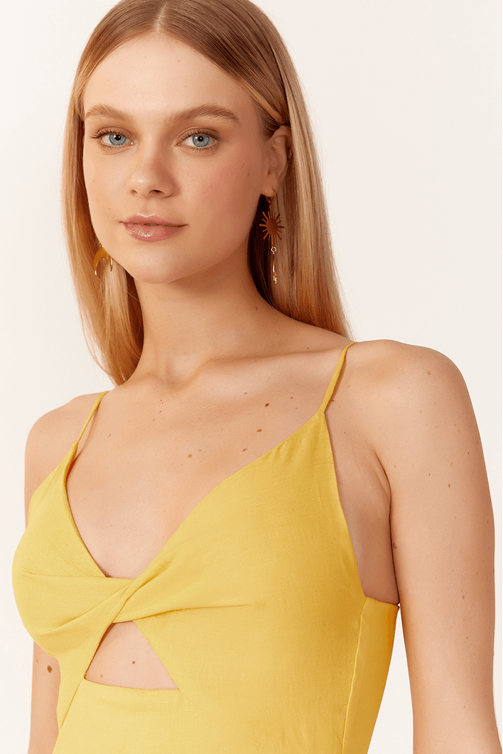 Vestido Cropped Busto Torcido