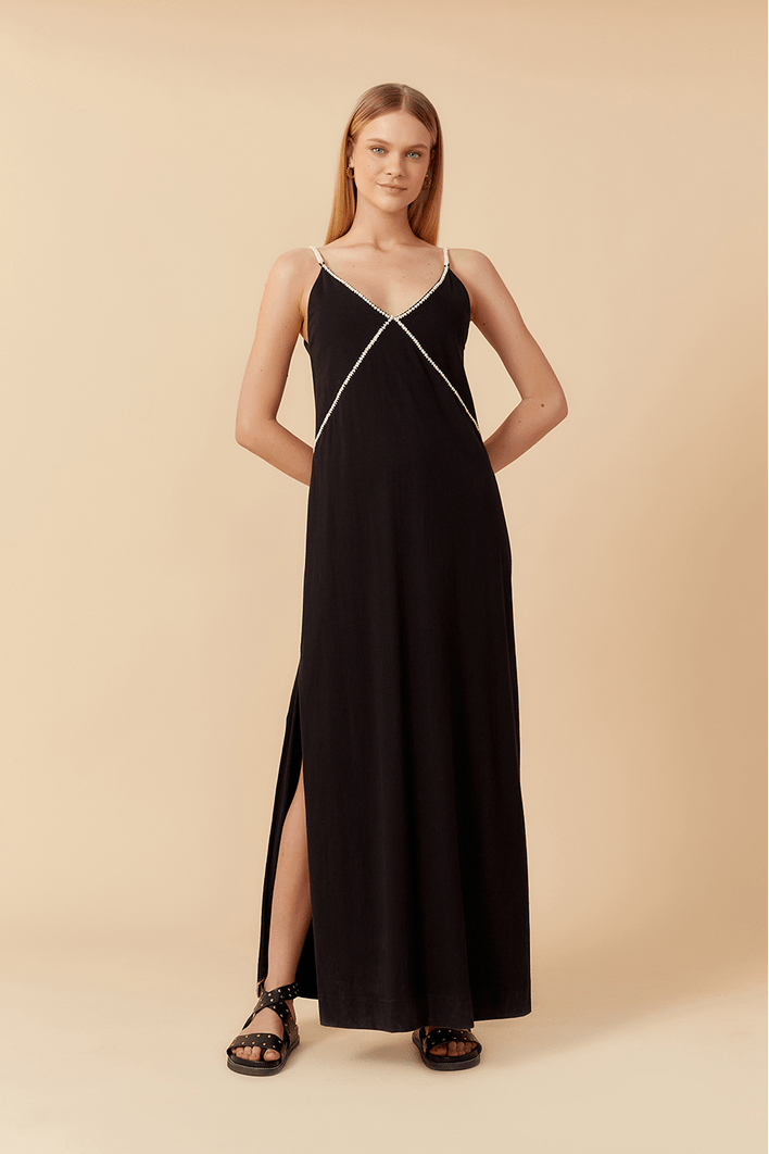 Vestido Recortes Com Bordado
