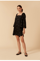 Vestido Curto Linho Bord Estrela Lurex