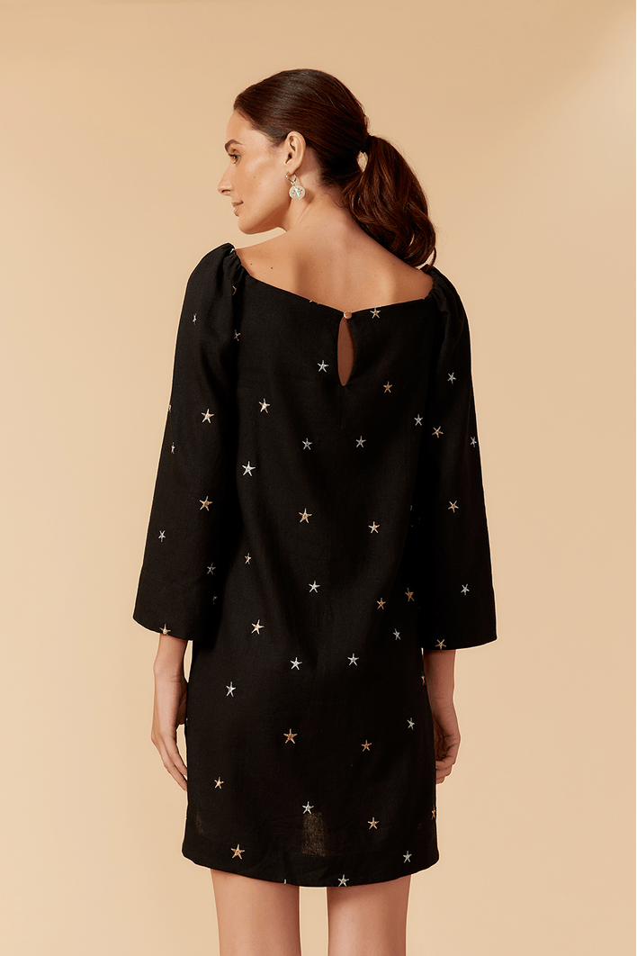 Vestido Curto Linho Bord Estrela Lurex