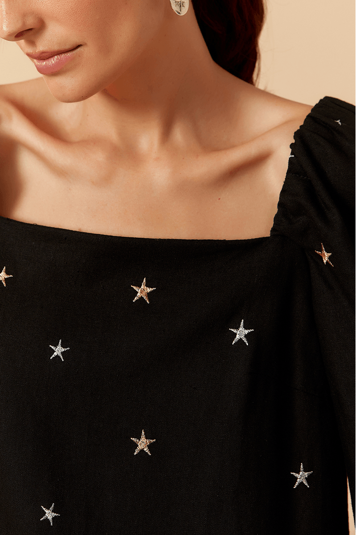 Vestido Curto Linho Bord Estrela Lurex