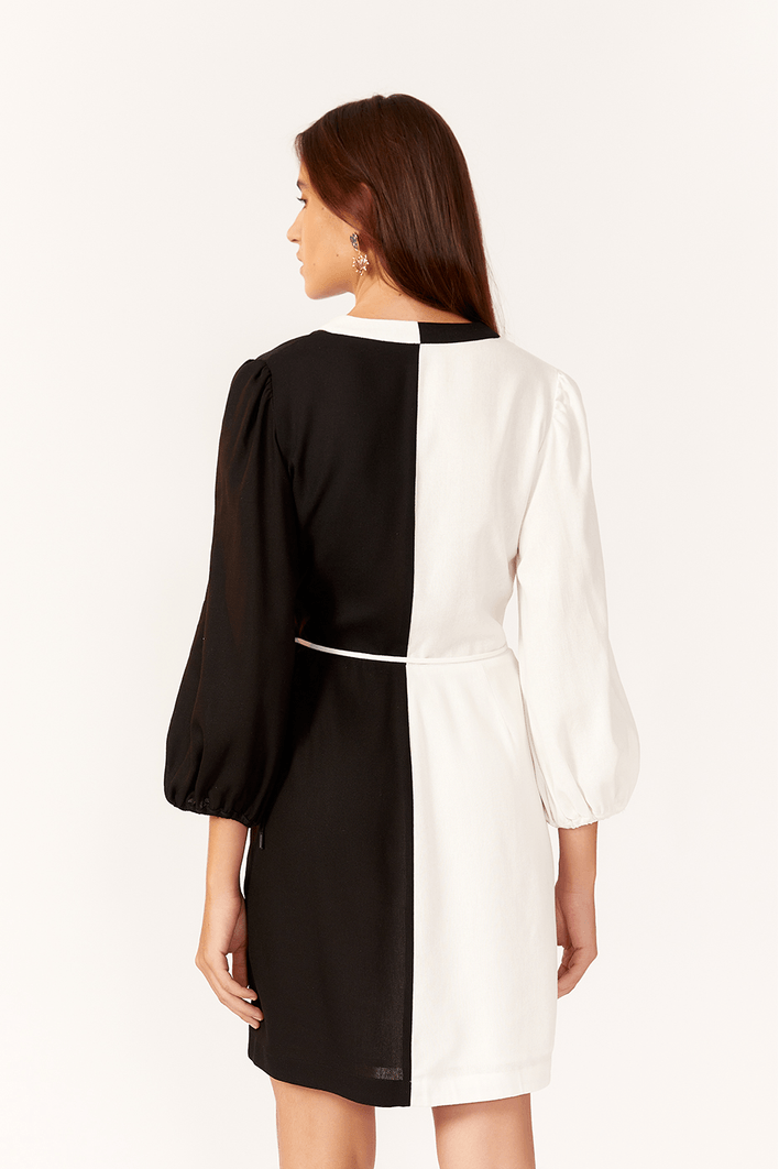 Vestido Curto Linho P&b