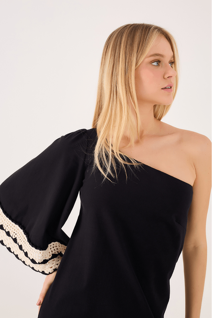 Vestido Longo Manga Crochet