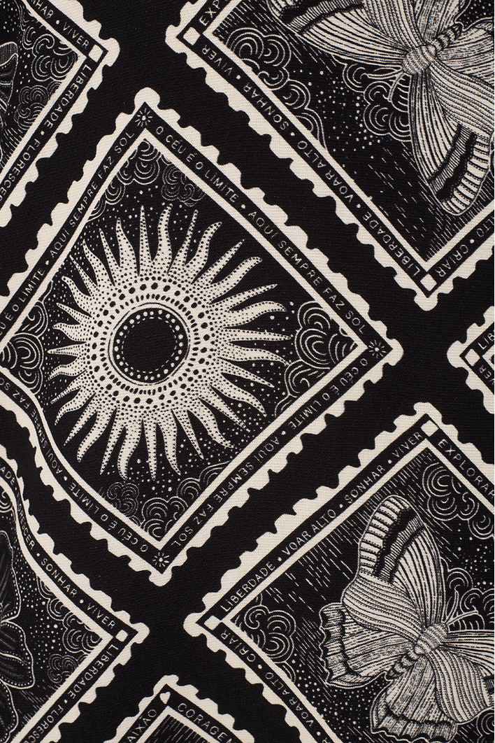 Camisa Estampa Selos Preto