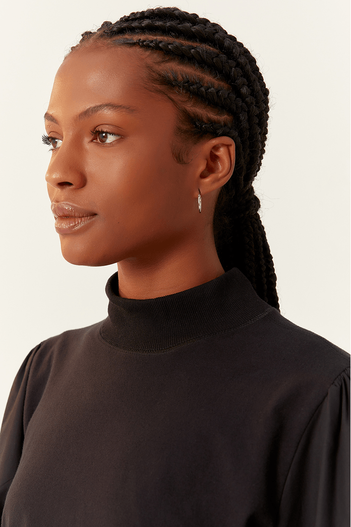 Blusa Gola Roulê Manga Tecido