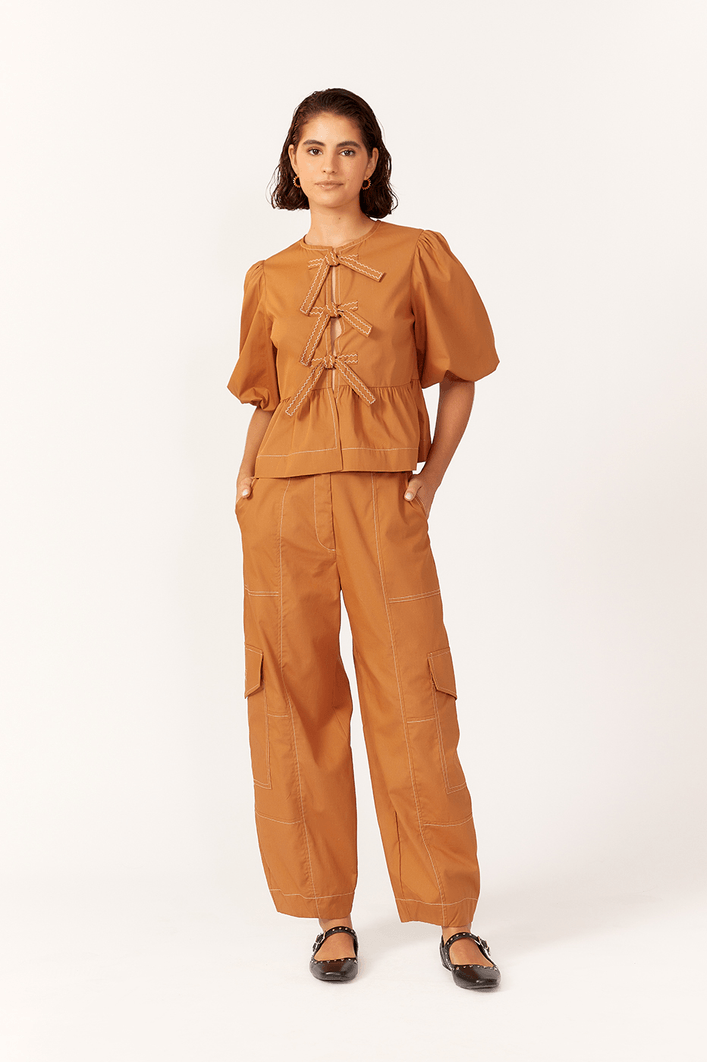 Blusa Amarrações Bordada