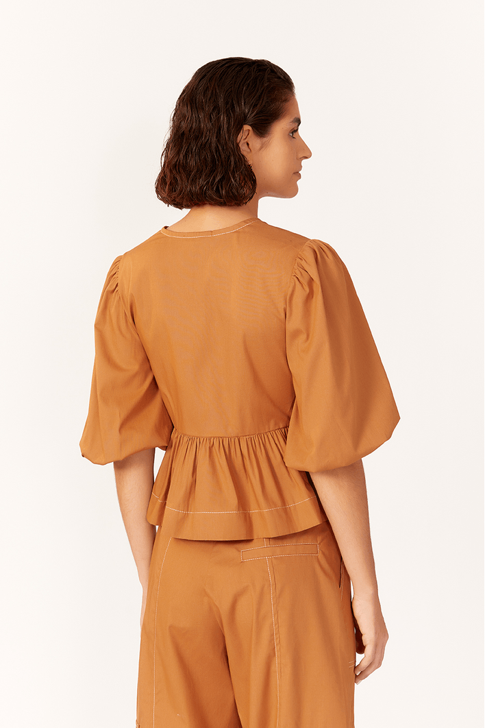 Blusa Amarrações Bordada