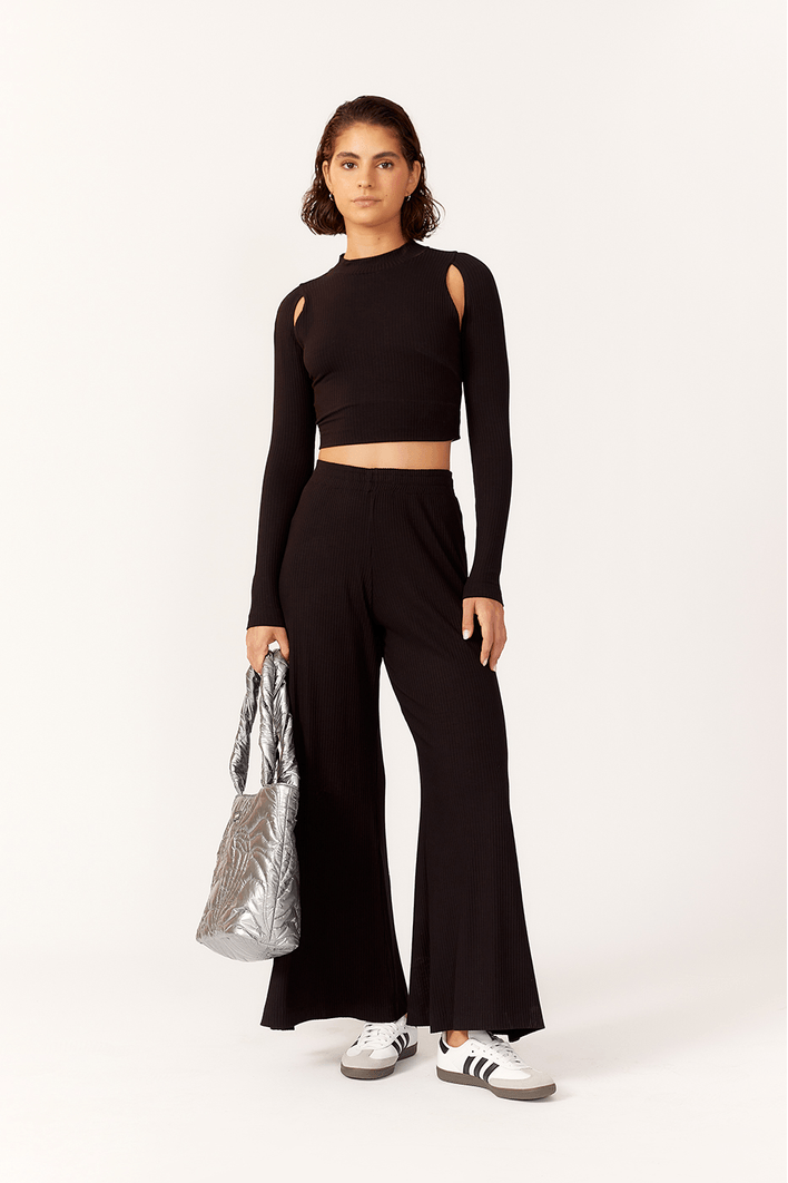Calça Flare Canelada